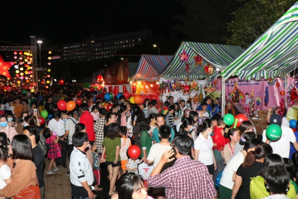 dem hoi trang ram san se yeu thuong 11